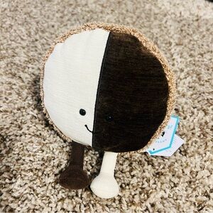 Jellycat FAO NY Exclusive amuseables nibblechip cookie with tag